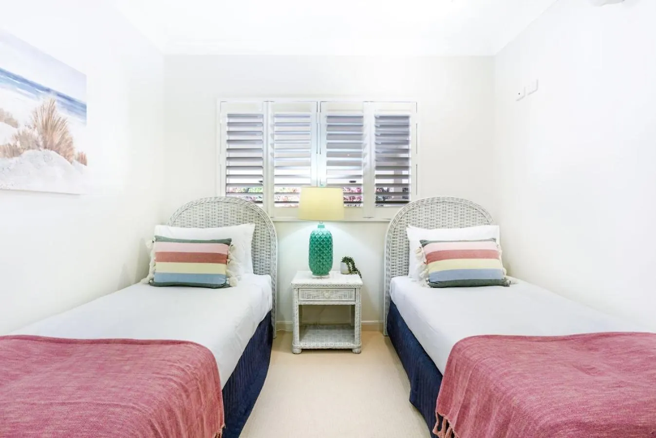 Waves & Wonders Ocean View Apartment Trinity Beach